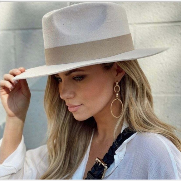 TERESSA FOGLIA x Curateur: Lynn Fedora Hat - Picture 1 of 4